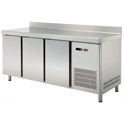 Mesa GN1/1 Refrigerada 4 puertas Fondo 700 de 2242 x700 x850h mm TRCH-225-OUT-T1